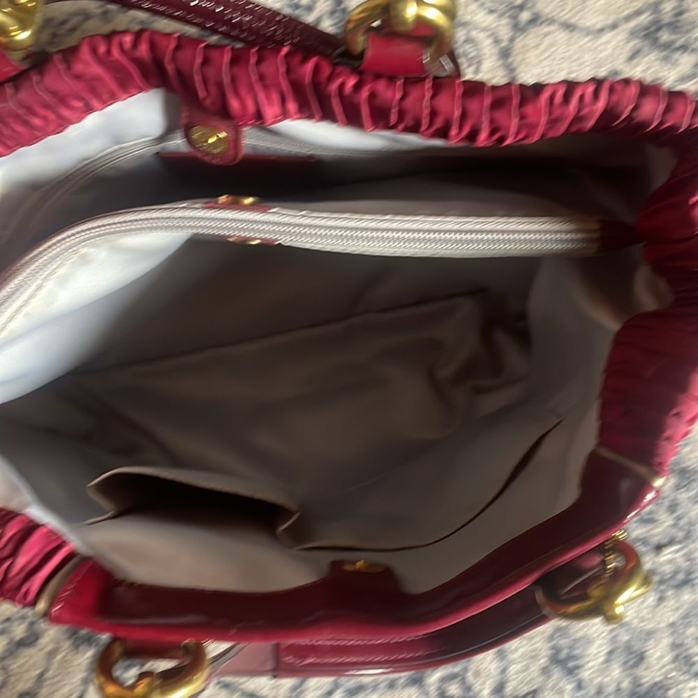 Vintage Coach Ashley Bordeaux Gathered Satin Purse Metallic Wine Patent Leather - Picture 7 of 10